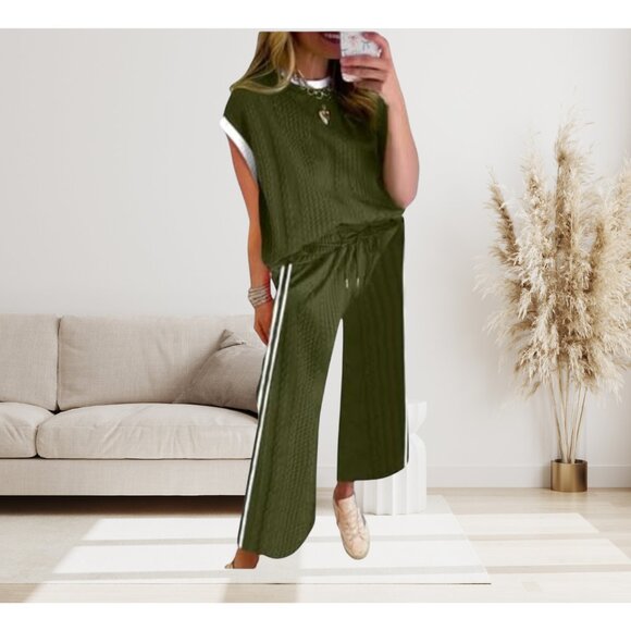 NEW SHEWIN 2 Pc. Lounge Tracksuit Set - Cap Sleeve Pullover/Wide Leg Pant - Moss - Picture 1 of 6
